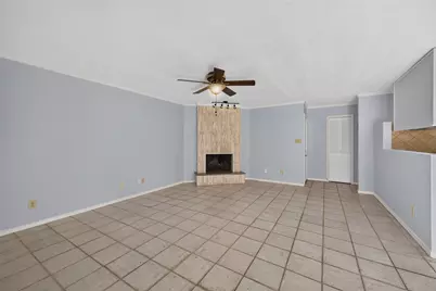 1305 Clark Trail, Grand Prairie, TX 75052 - Photo 9