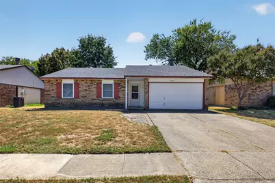1305 Clark Trail, Grand Prairie, TX 75052 - Photo 1