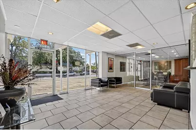 329 Centre Street, Dallas, TX 75208 - Photo 3
