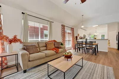 6105 Cheyenne Drive, The Colony, TX 75056 - Photo 5