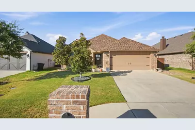 1432 Town Creek Circle, Weatherford, TX 76086 - Photo 3