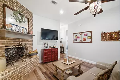 1432 Town Creek Circle, Weatherford, TX 76086 - Photo 7