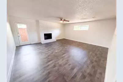 8540 Foxwood Lane, Dallas, TX 75217 - Photo 3