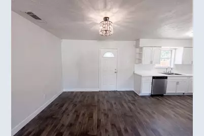 8540 Foxwood Lane, Dallas, TX 75217 - Photo 13