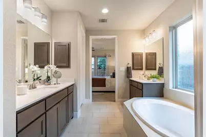 8620 Holliday Creek Way, McKinney, TX 75071 - Photo 17