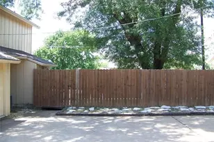 2223 Viewtop Ln, Arlington, TX 76012 - Photo 13