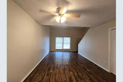 2223 Viewtop Lane #A, Arlington, TX 76012 - Photo 5