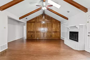 6403 Aires Dr, Arlington, TX 76001 - Photo 11