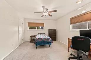 924 Wade Dr, Bedford, TX 76022 - Photo 19