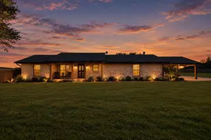452 E Pecan Tree Rd, Waxahachie, TX 75165 - Photo 1