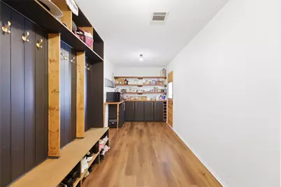 7536 Brentwood Stair Road, Fort Worth, TX 76112 - Photo 9