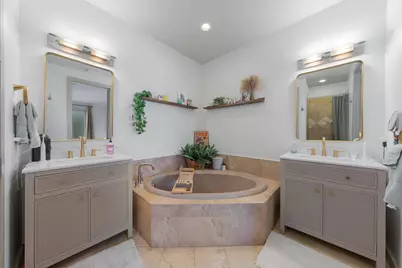 734 Cannen John Lane, Dallas, TX 75204 - Photo 17