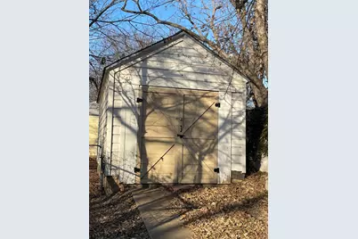 1702 NW 1st Avenue, Mineral Wells, TX 76067 - Photo 3