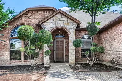 1104 Irwin Drive, Hurst, TX 76053 - Photo 3