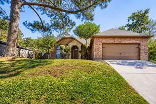 1104 Irwin Dr, Hurst, TX 76053 - Photo 1
