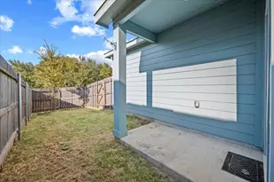 5721 Topwater Trl, Fort Worth, TX 76119 - Photo 27