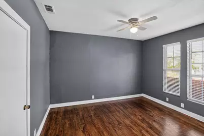 1801 E Harvey Avenue, Fort Worth, TX 76104 - Photo 17