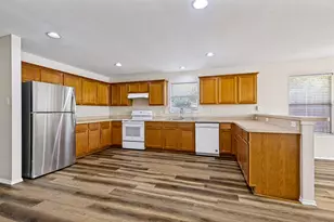 10417 Winding Passage Way, Fort Worth, TX 76131 - Photo 3