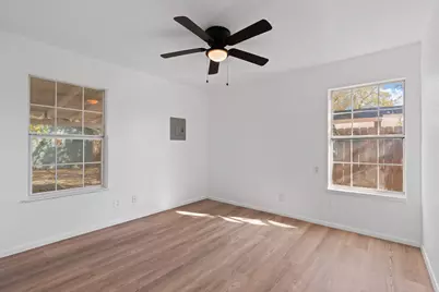 4125 Martin Street, Fort Worth, TX 76119 - Photo 7