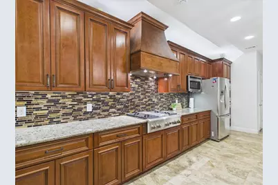 7575 Saddleridge Drive, Dallas, TX 75249 - Photo 17