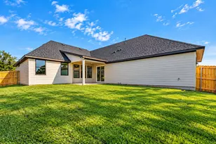 1632 W Wintergreen Rd, Lancaster, TX 75134 - Photo 27