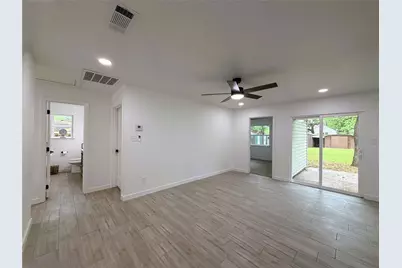 2933 Hunting Drive, Fort Worth, TX 76119 - Photo 3
