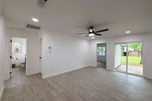 2933 Hunting Dr, Fort Worth, TX 76119 - Photo 3