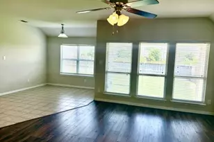 917 Bird Creek Dr, Little Elm, TX 75068 - Photo 7