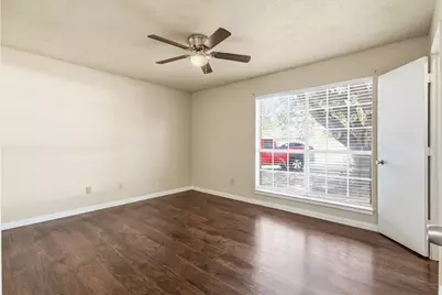 6229 Maple Springs Drive, Arlington, TX 76001 - Photo 15