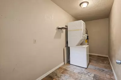 6229 Maple Springs Drive, Arlington, TX 76001 - Photo 23