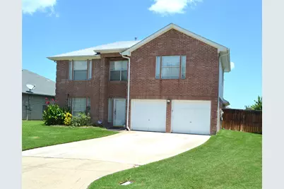3994 Sword Dancer Way, Grand Prairie, TX 75052 - Photo 3