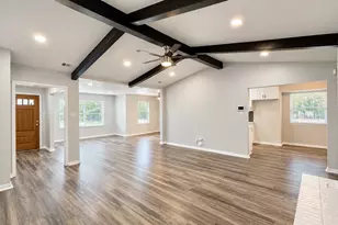 321 Shockley Ave, DeSoto, TX 75115 - Photo 3