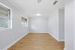 2202 E Mitchell St, Arlington, TX 76010 - Photo 23