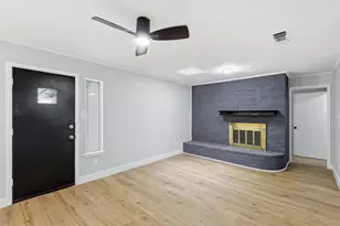 2202 E Mitchell St, Arlington, TX 76010 - Photo 7