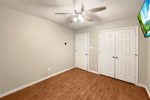 2403 Stutz Dr, Dallas, TX 75235 - Photo 35