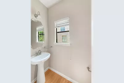 2403 Stutz Drive #4, Dallas, TX 75235 - Photo 9