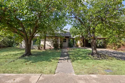 1606 N Woods Street, Sherman, TX 75092 - Photo 1