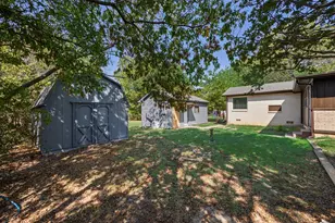 1606 N Woods St, Sherman, TX 75092 - Photo 27