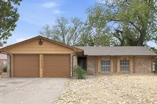 1349 Rutherford Dr, Mesquite, TX 75149 - Photo 1