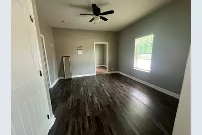1333 N Commerce Street, Gainesville, TX 76240 - Photo 5