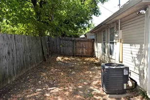 532 Majestic Park Ln, Cedar Hill, TX 75104 - Photo 13