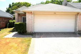 532 Majestic Park Ln, Cedar Hill, TX 75104 - Photo 1
