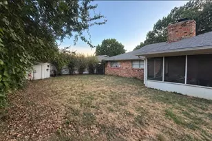 7813 Chantilly Ln, Fort Worth, TX 76134 - Photo 9