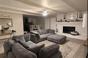 7813 Chantilly Ln, Fort Worth, TX 76134 - Photo 5