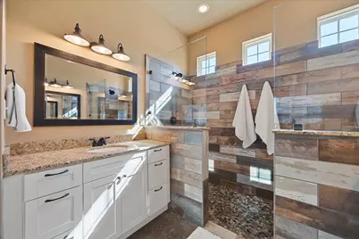 6120 Hidden Oaks Drive, Quinlan, TX 75474 - Photo 17