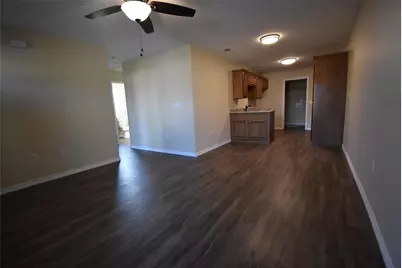 104 N Jordan Street #B, Whitesboro, TX 76273 - Photo 3