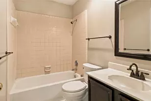 4309 Grason Dr, Grand Prairie, TX 75052 - Photo 17