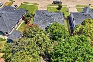 4309 Grason Dr, Grand Prairie, TX 75052 - Photo 5