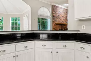 4309 Grason Dr, Grand Prairie, TX 75052 - Photo 13