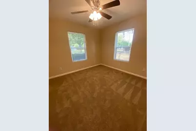 401 N Neathery Avenue, Collinsville, TX 76233 - Photo 15